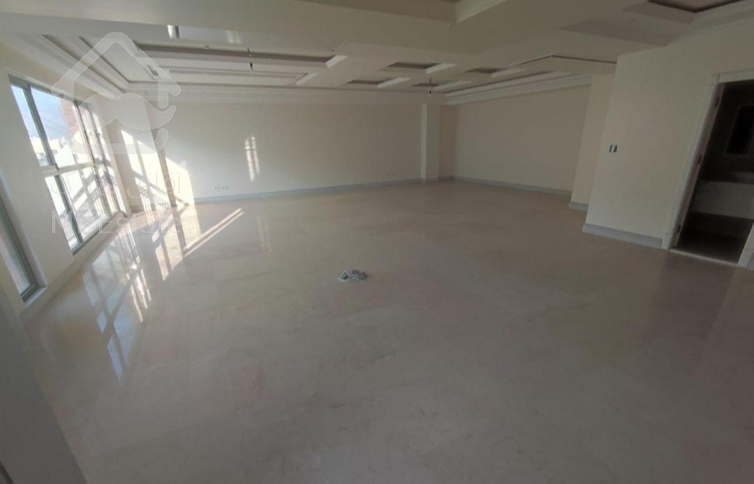 آپارتمان ۳۱۳ متری برای اجاره در ولنجک