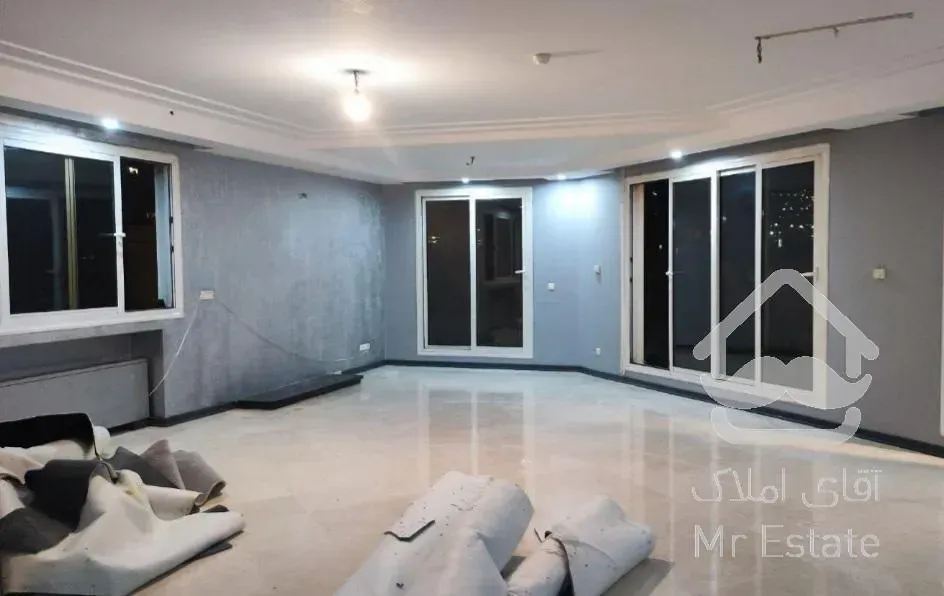 آپارتمان ۳۰۰ متری‌ برای اجاره در الهیه