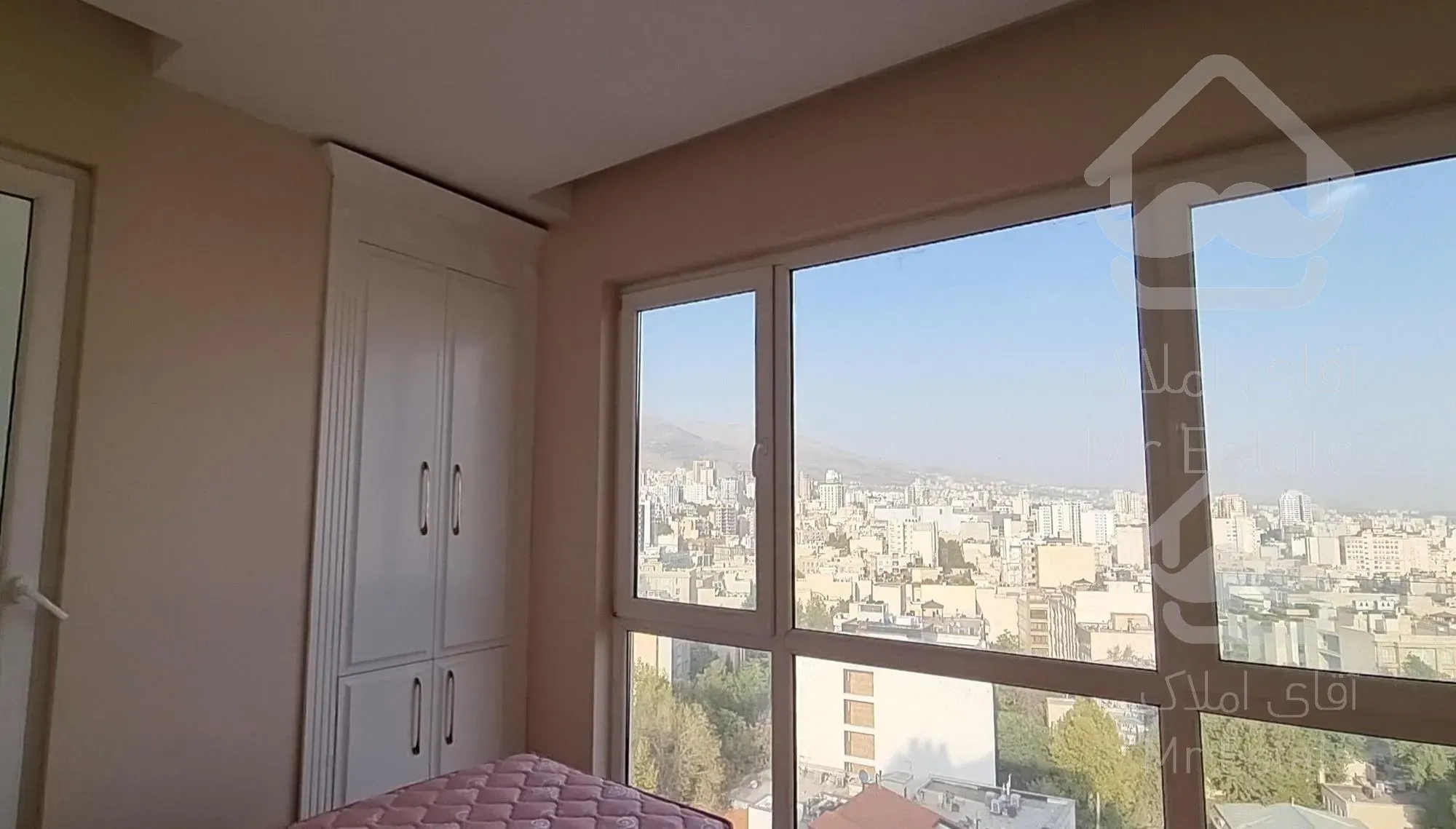 230 متری طبقه 9 برج/ویو کل منطقه 1