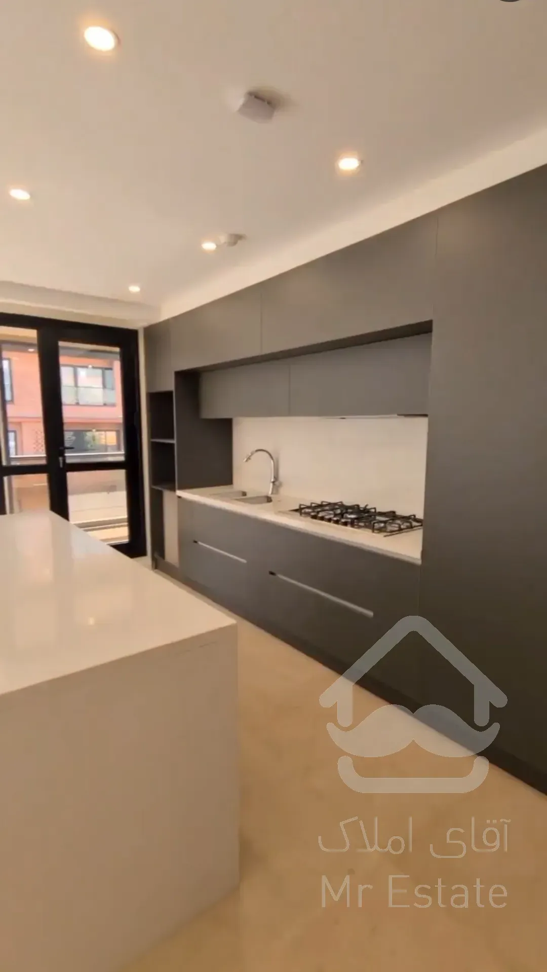 آپارتمان ۸۵ متری دو خواب آیت الله کاشانی اباذر