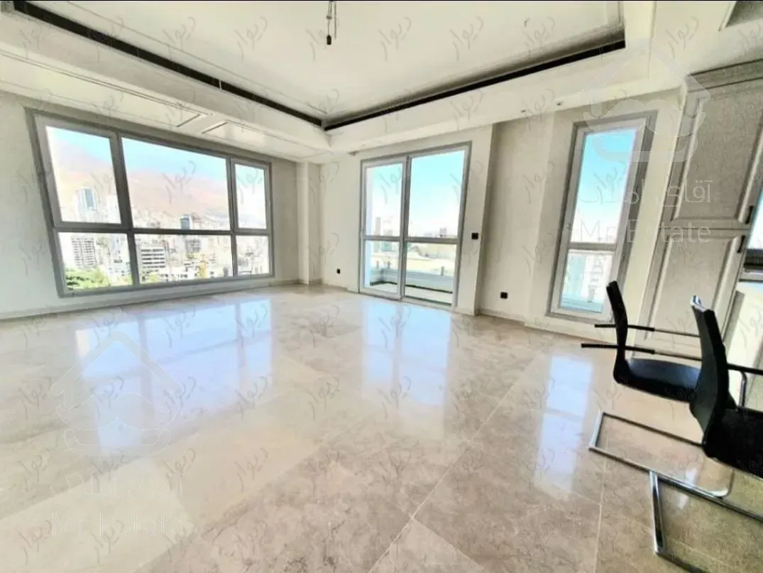 ۱۳۵متر۲خواب*برج نوساز برند* ویو استثنایی