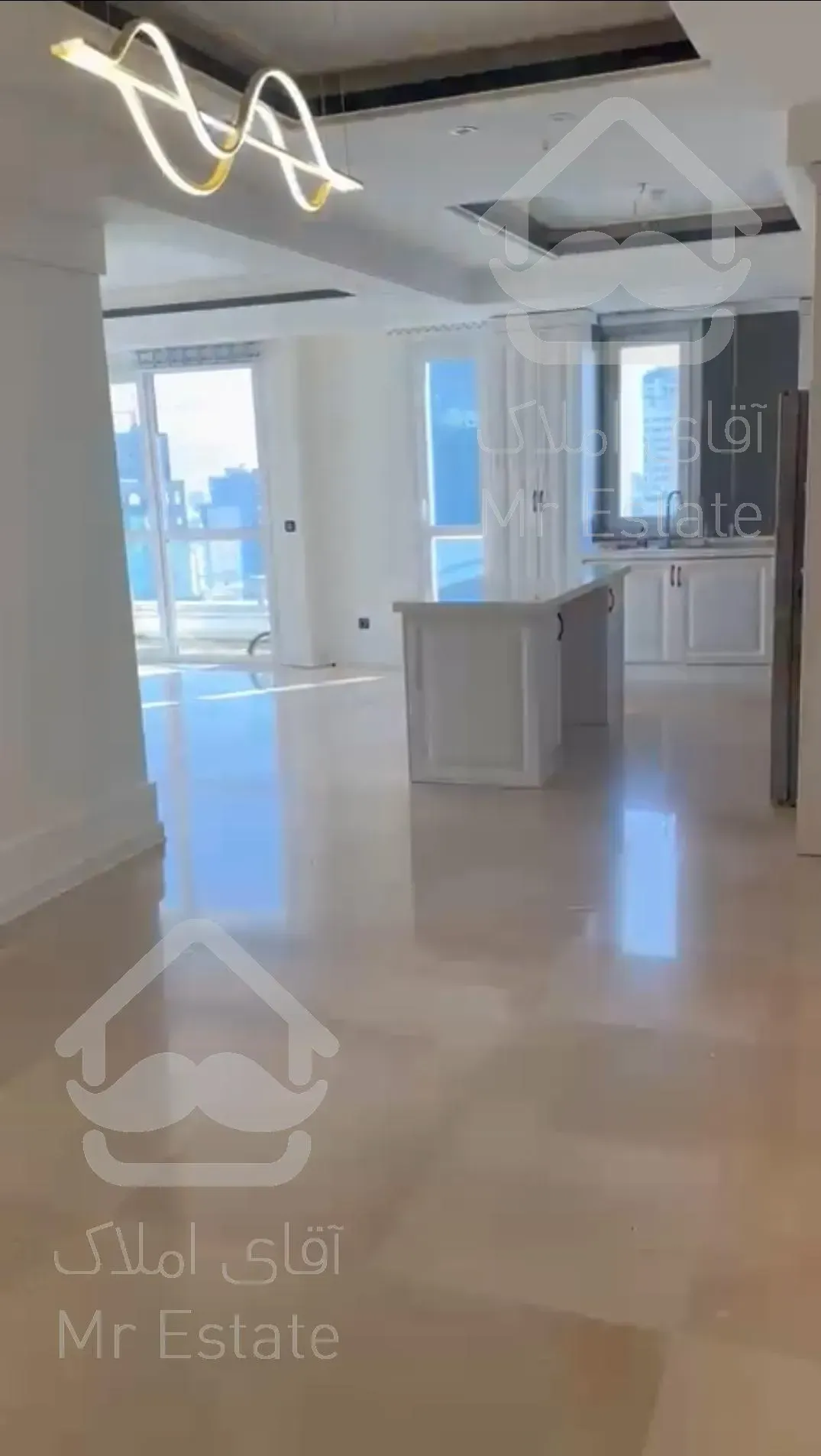 ۱۳۵متر۲خواب*برج نوساز برند* ویو استثنایی