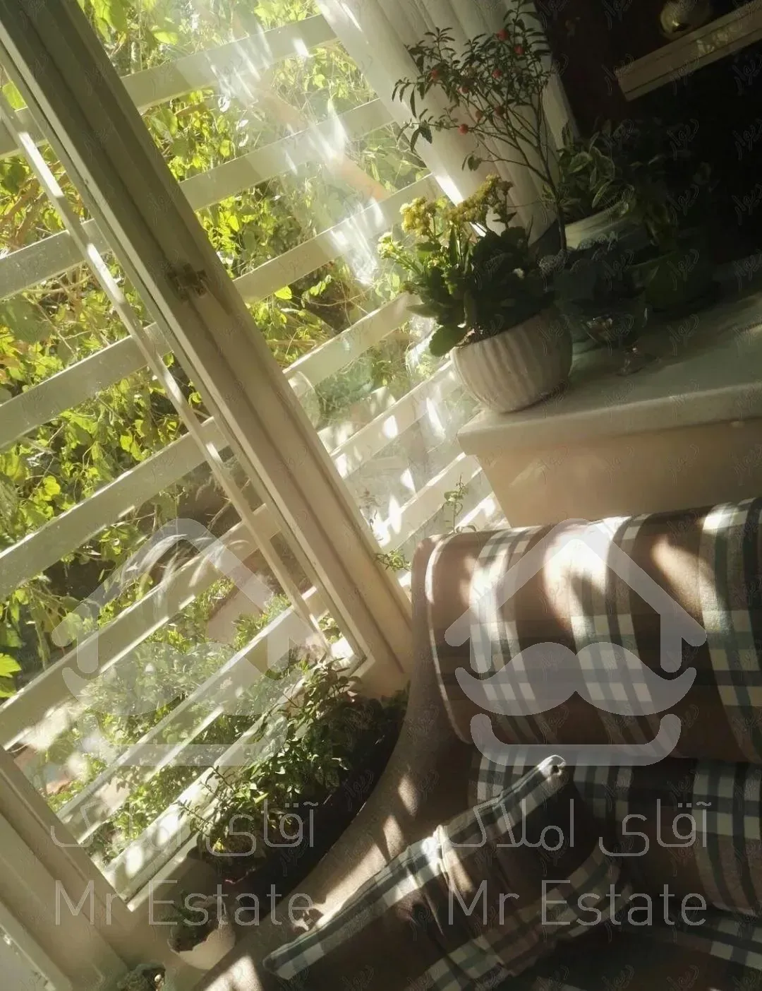 سعادت آباد 90متر 2خواب مشاعات آبی فعال