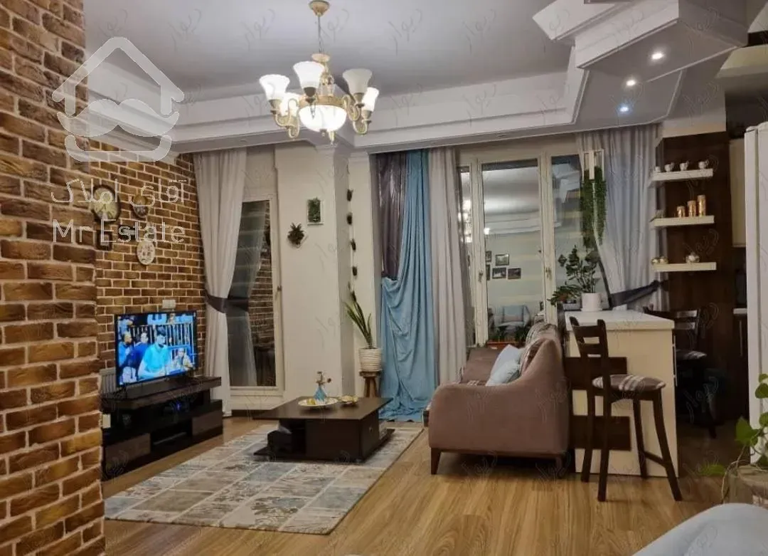 سعادت آباد 90متر 2خواب مشاعات آبی فعال