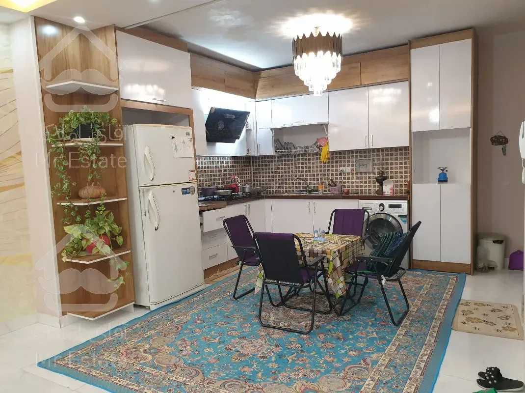 100 متر آپارتمان نوساز / حمیدیان دانشجو / آسانسور