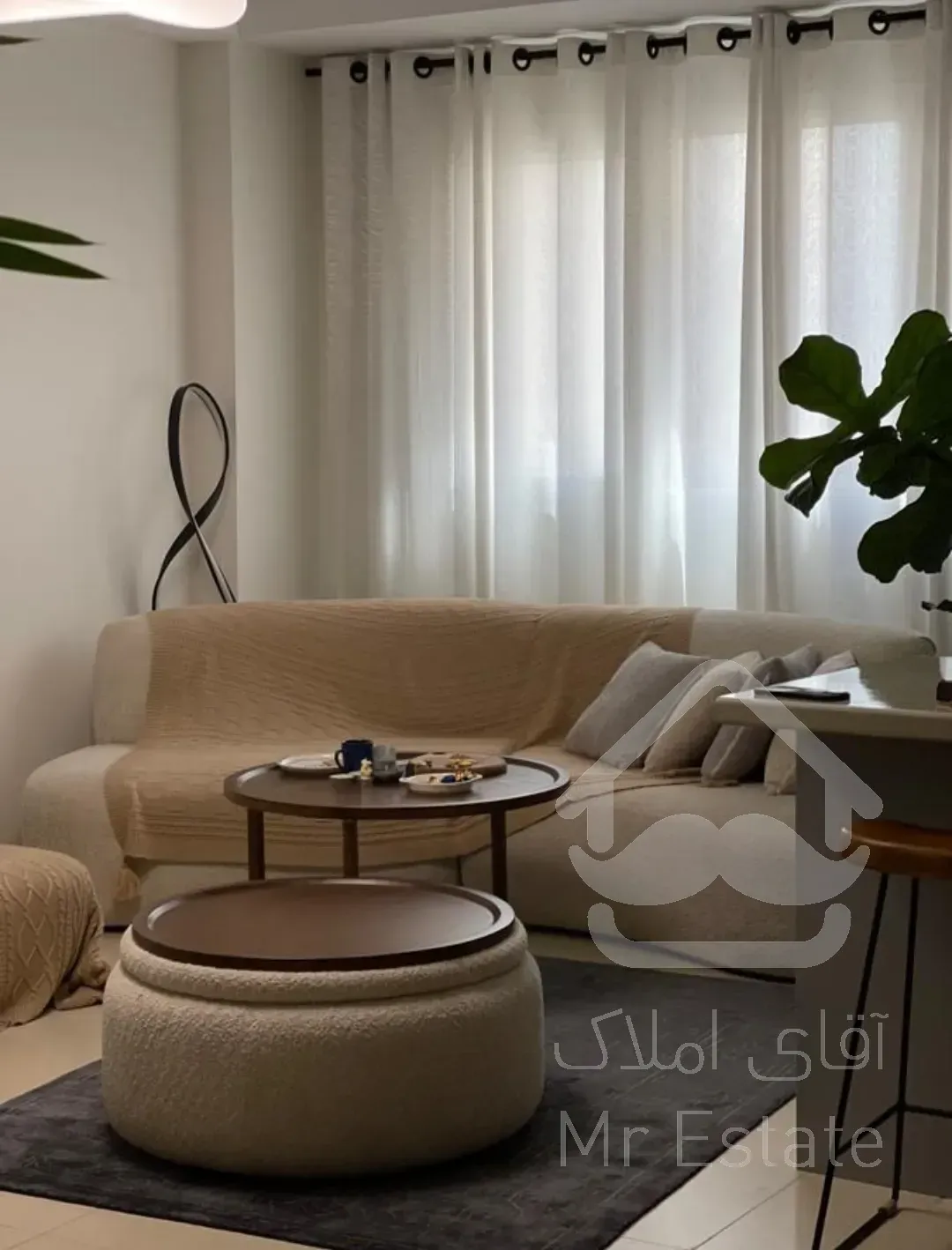 فروش آپارتمان ۱۰۰ متری ۷ ساله در پونک شمالی