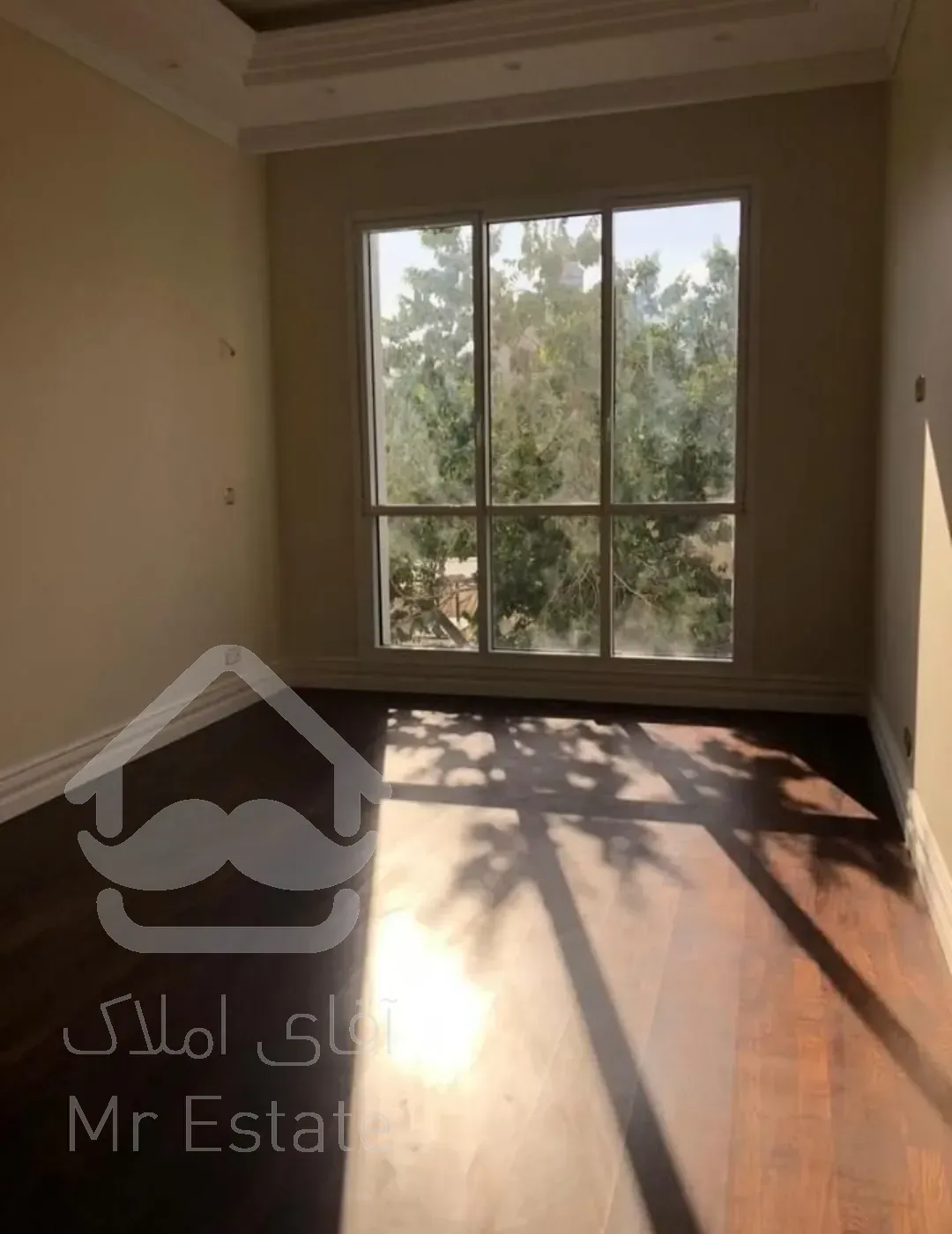 ۸۰متر ۲ خواب کم واحد رو به آفتاب/تاپ لوکیشن