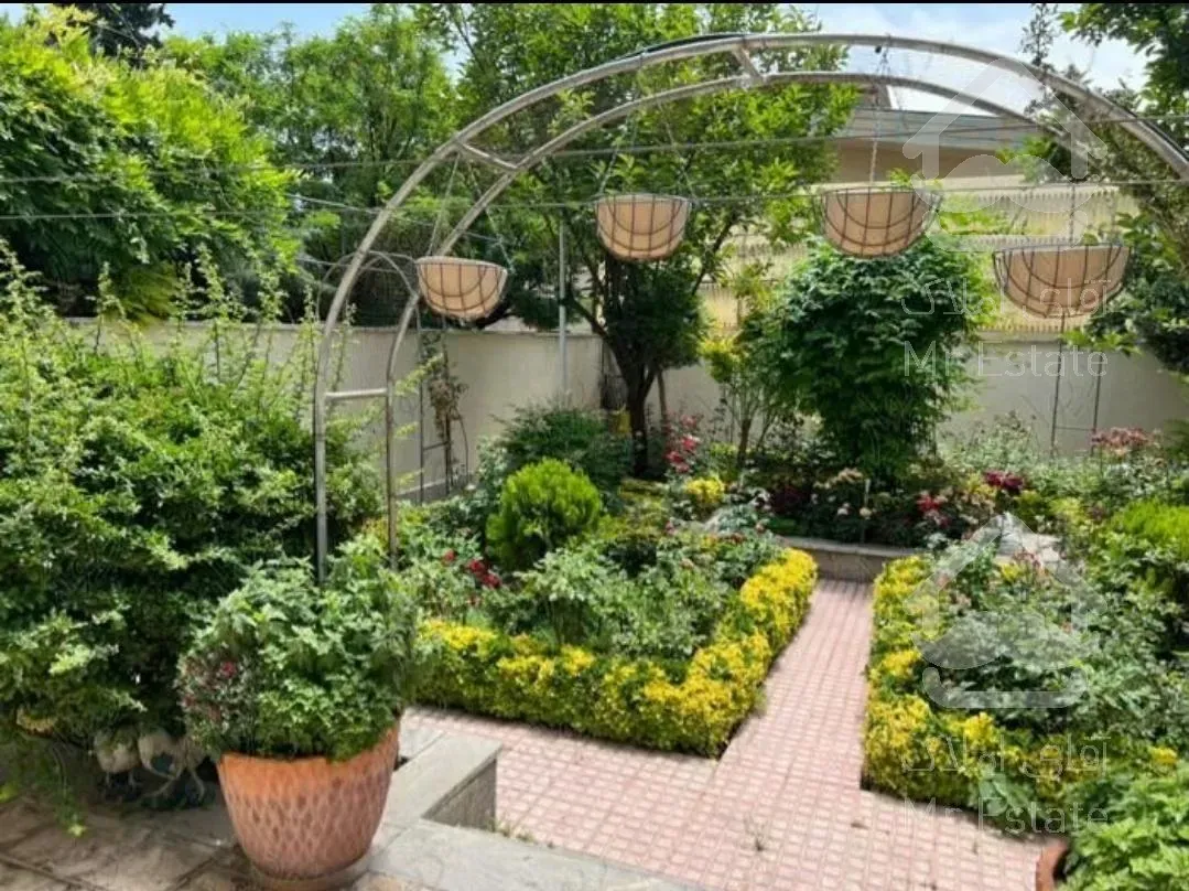 ویلایی ۳۳۸ متر شهرک دانشگاه صنعتی شریف منطقه۲۲