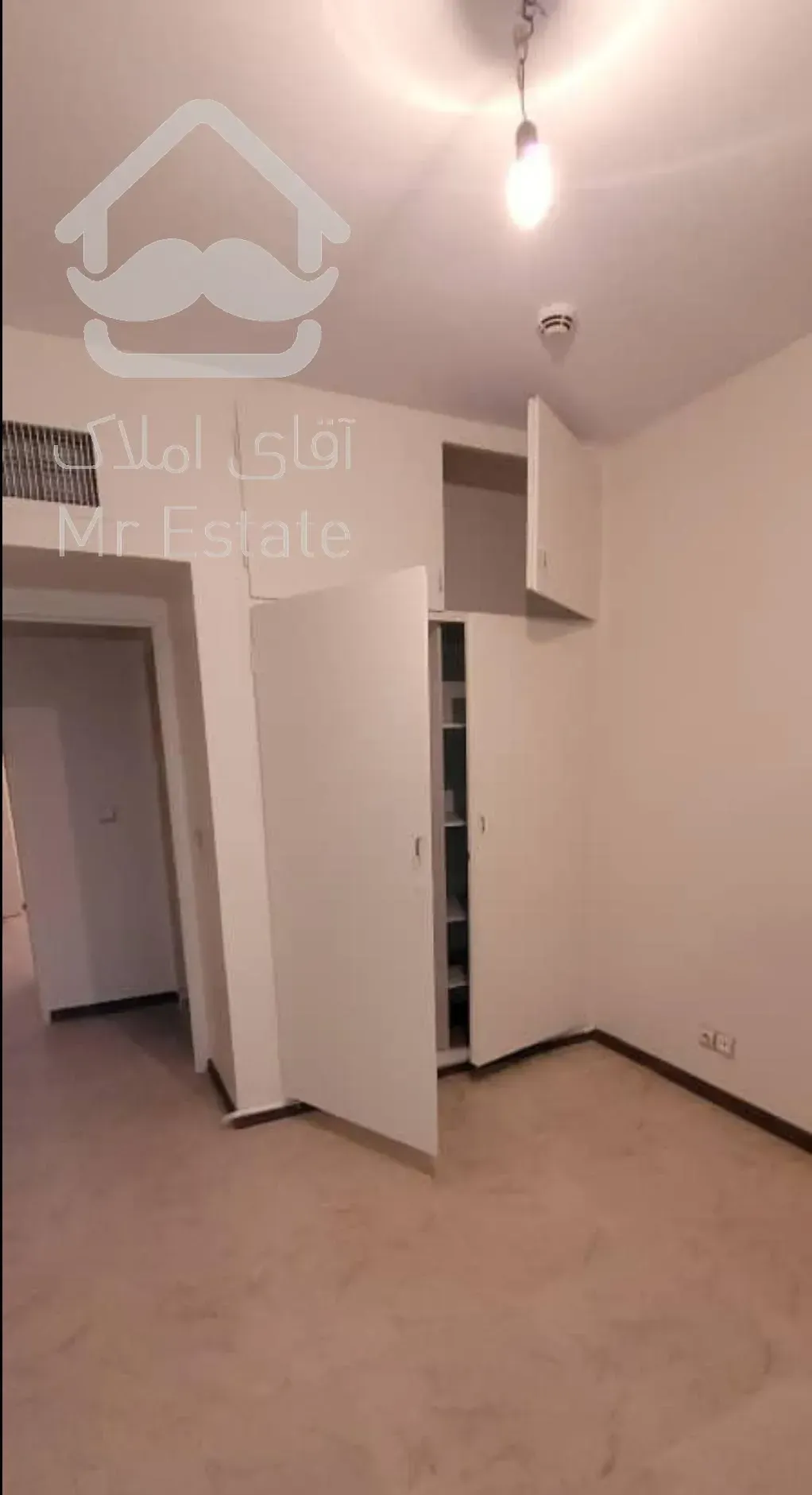 ۱۱۵ متر آپارتمان مسکونی برج همت یاس دریاچه