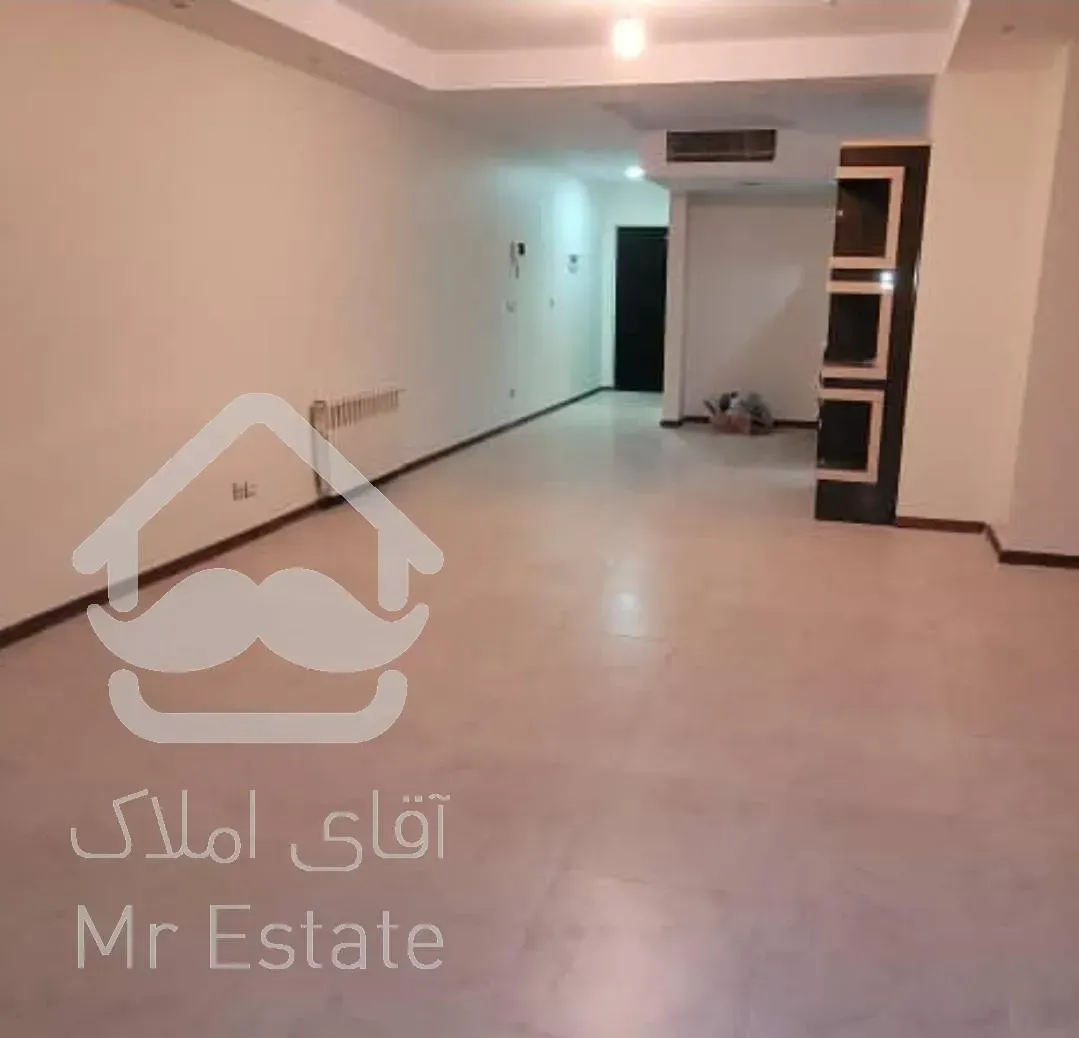 ۱۱۵ متر آپارتمان مسکونی برج همت یاس دریاچه