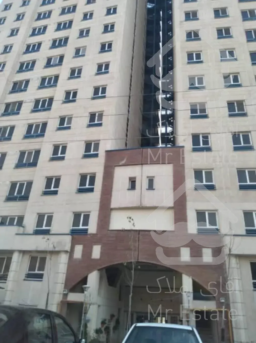 ۱۳۳ متر آپارتمان سه خوابه دریاچه برجهای همت یاس