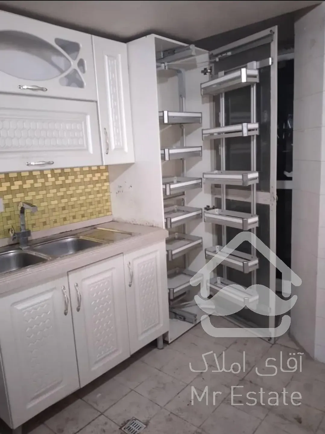 ۱۳۳ متر آپارتمان سه خوابه دریاچه برجهای همت یاس