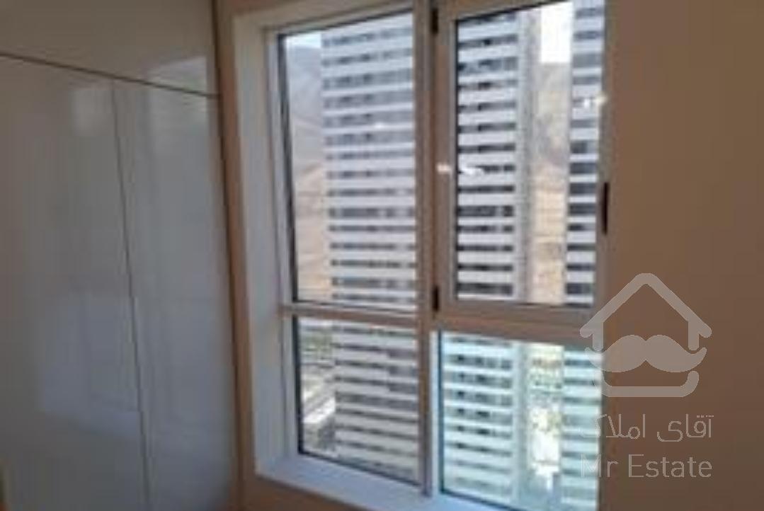 فروش آپارتمان ۱۳۱ متر شهرک خرازی پنجره قدی کد۷۰۸