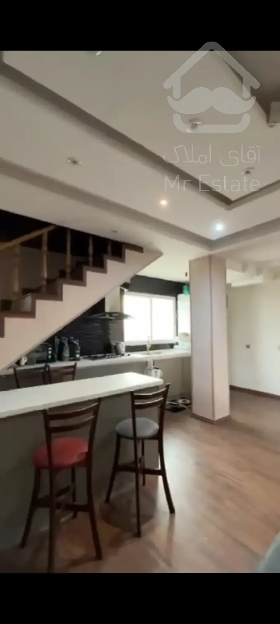 ویلا کنار دریا ۳ طبقه