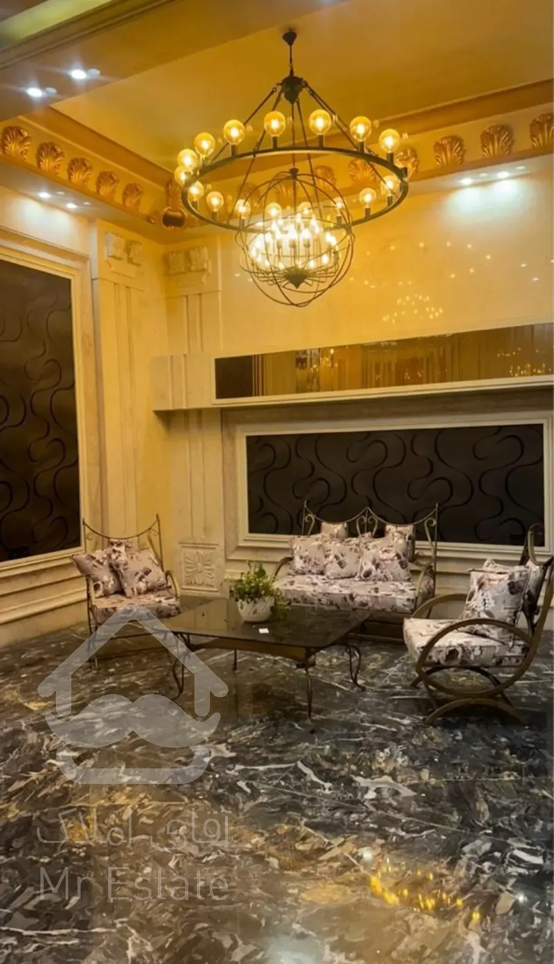 گلسنگ نیاوران ،250متر3خواب نوساز 3پارکینگ