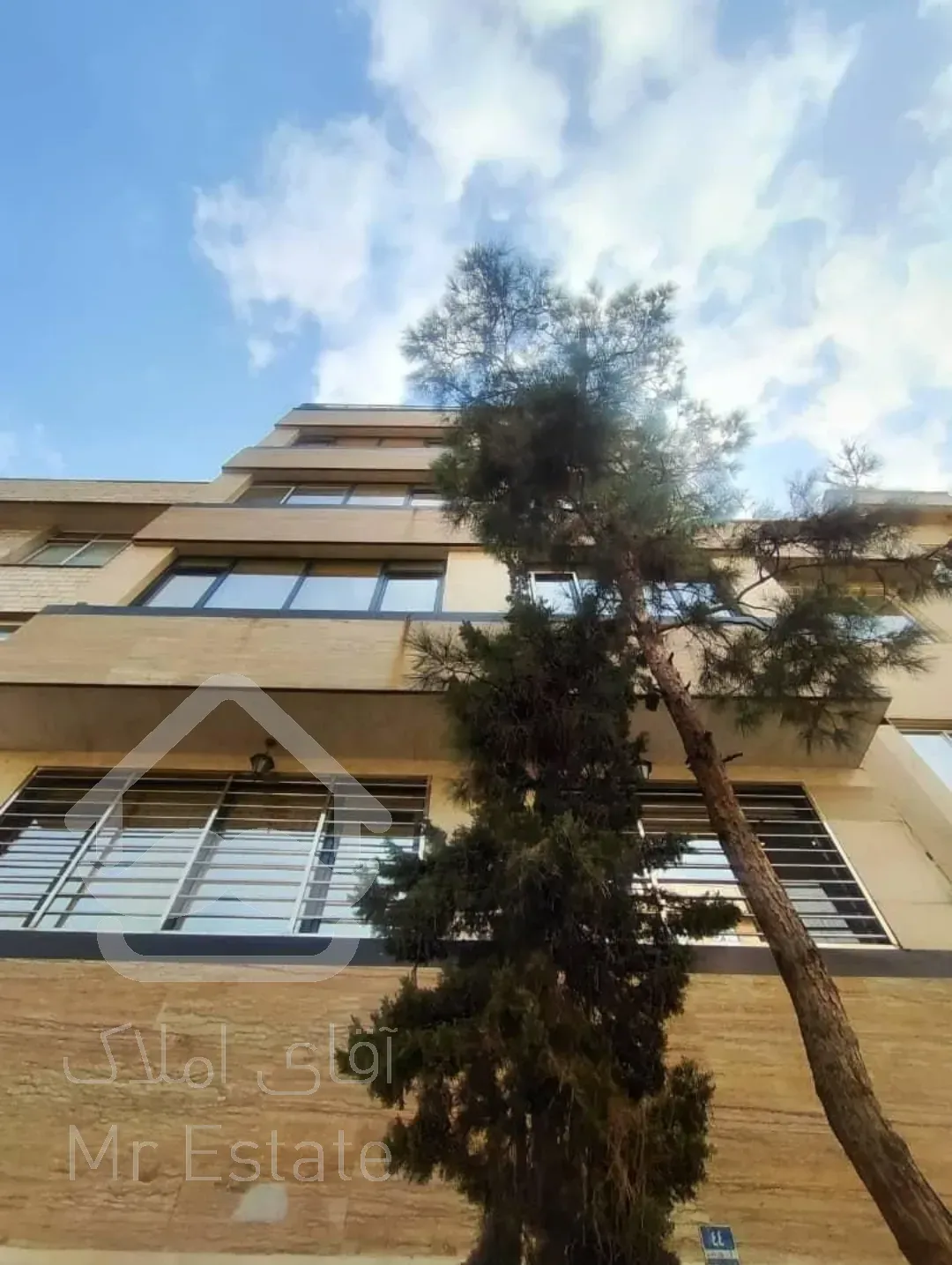 اپارتمان فول امکانات