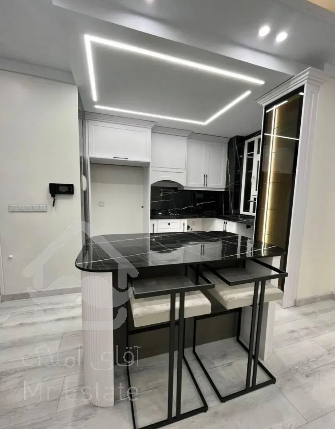 اجاره آپارتمان ۸۵متری ۲خواب سالن پرده خور فول بازسازی در شهرزیبا