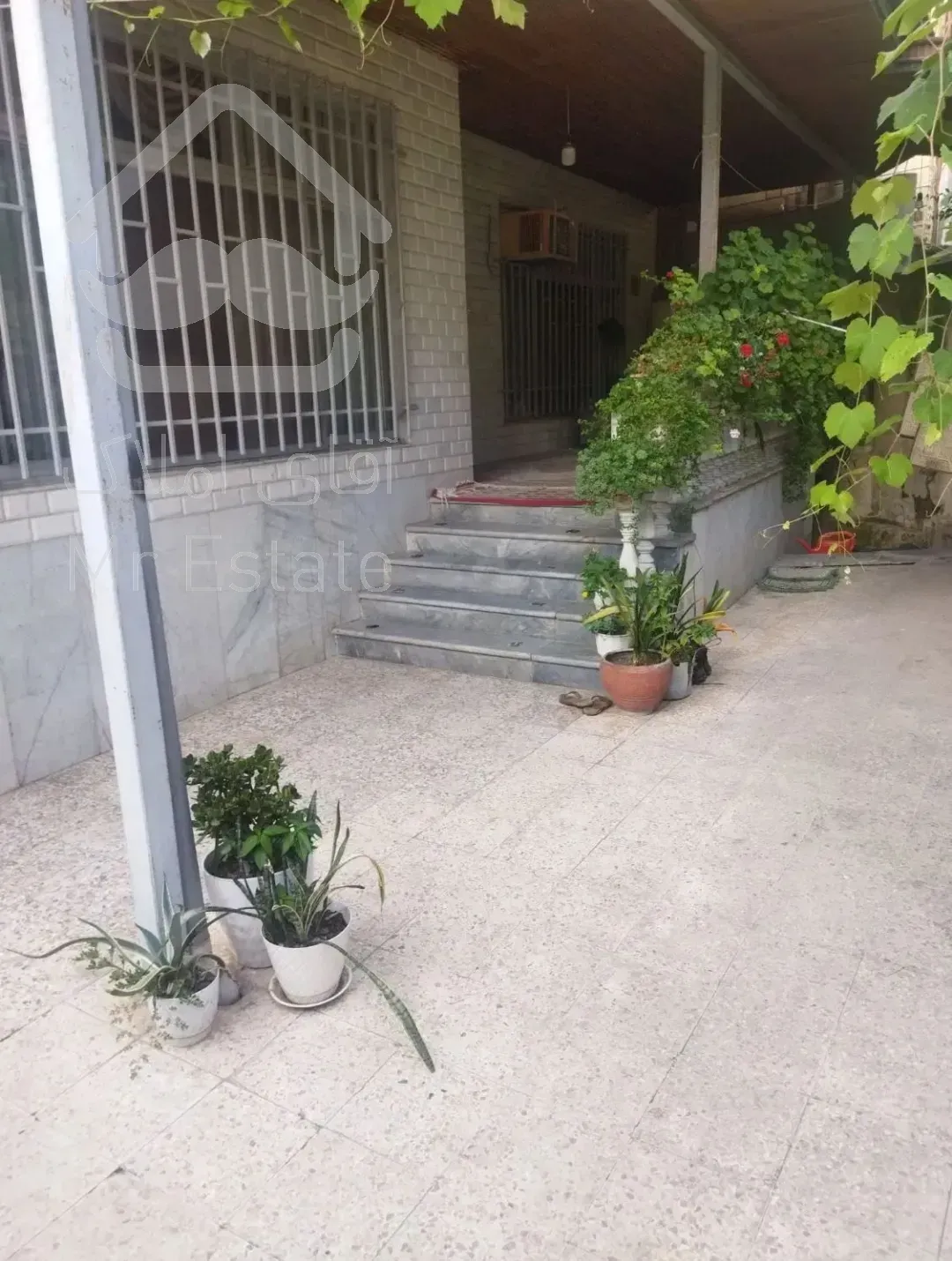 منزل ویلایی حیاط دار