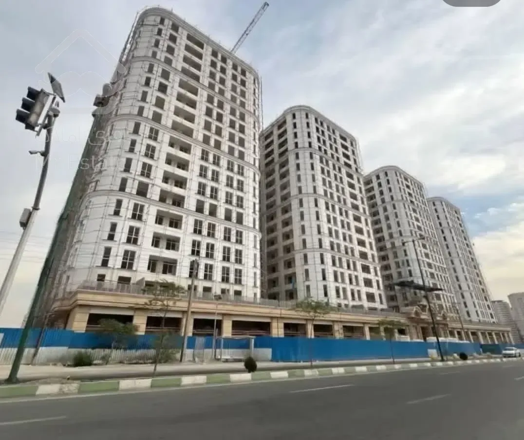 پیش فروش واحد ۹۰ کتری در رونیکا پالاس تهرانسر
