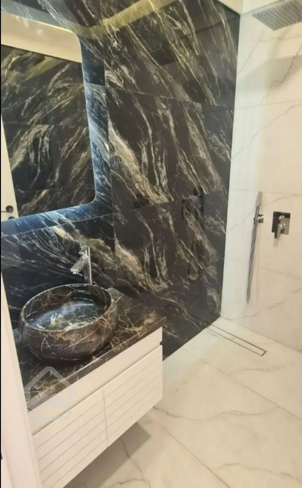 آپارتمان نوساز ۳طبقه در شهرک الهیه غرب منطقه۲۲ چیتگر