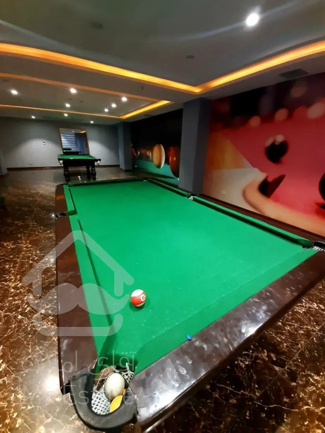 ۱۱۷ متر کُنجی غرق نور / تراس عریض و دلباز