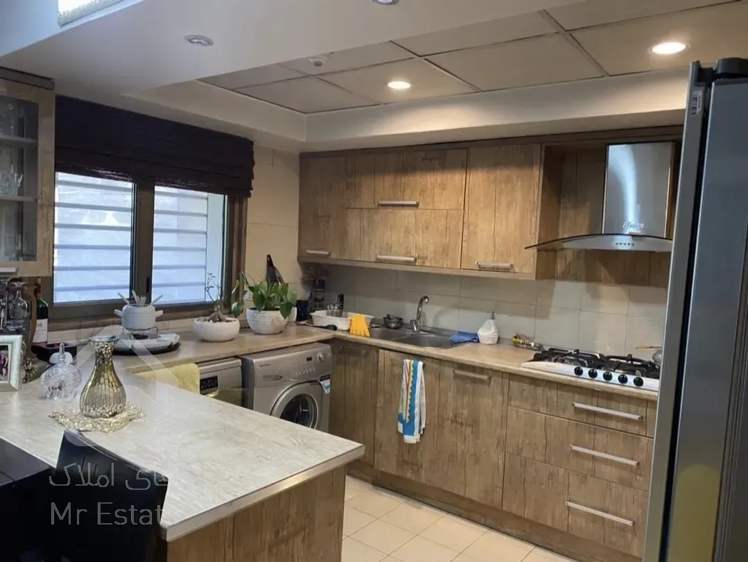 76 متر سالن پرده خور فول امکانات در اعیان نشین اباذر