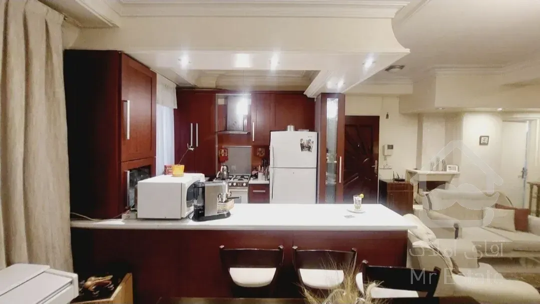 76 متر سالن پرده خور فول امکانات در اعیان نشین اباذر