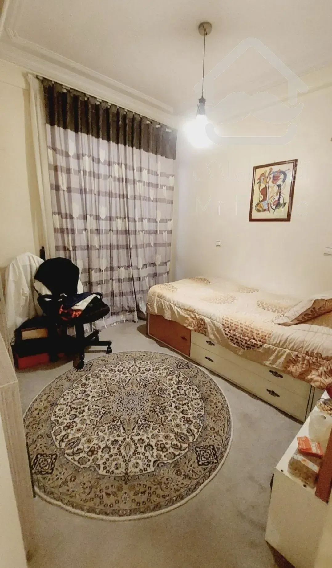 76 متر سالن پرده خور فول امکانات در اعیان نشین اباذر