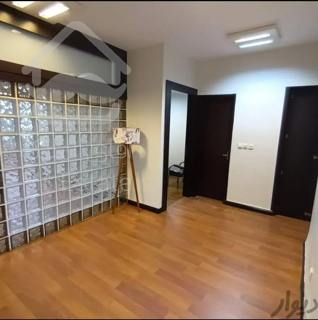 فروش ۶۱ متر سند اداری