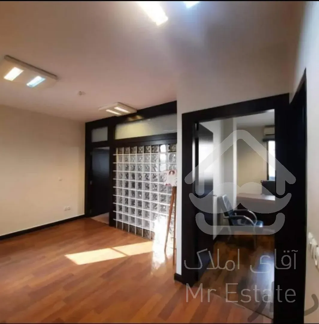 فروش ۶۱ متر سند اداری