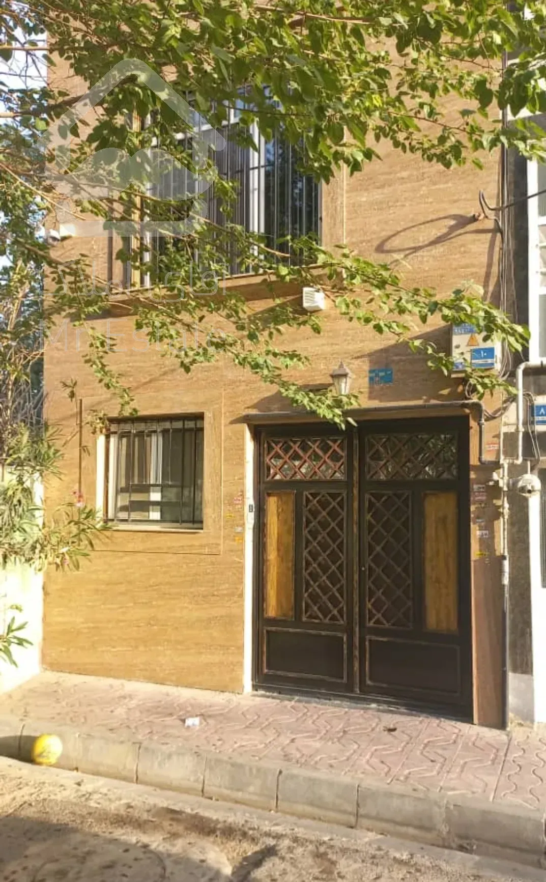 صادقیه گلاب ۱۵۳متر گلنگی