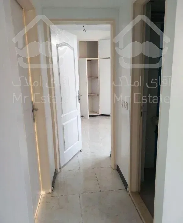 ۶۱ متر.    دو خواب.  فول بازسازی.  خیلی زیر قیمت