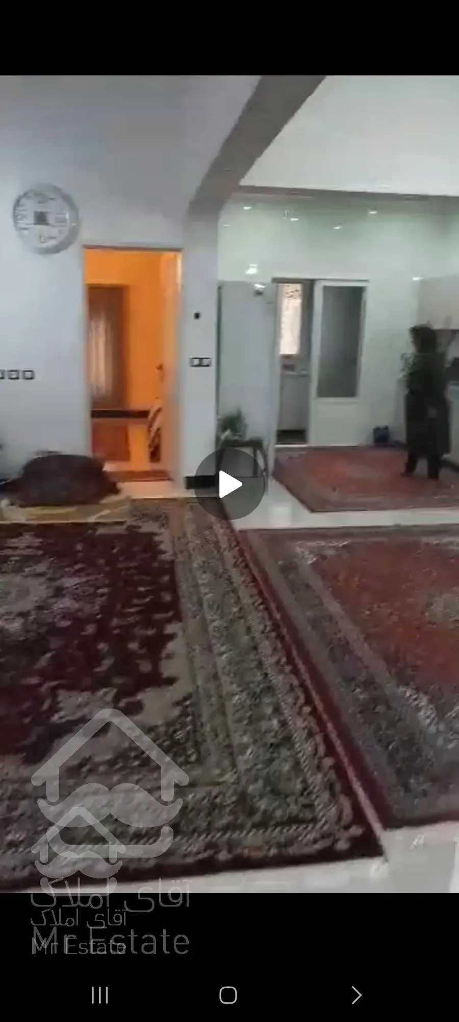 خانه ۳۷۰ متری دوبلکس به همراه یک باب مغازه