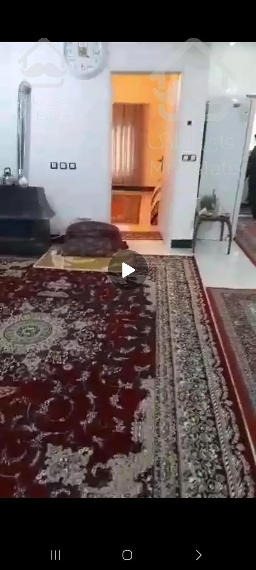 خانه ۳۷۰ متری دوبلکس به همراه یک باب مغازه