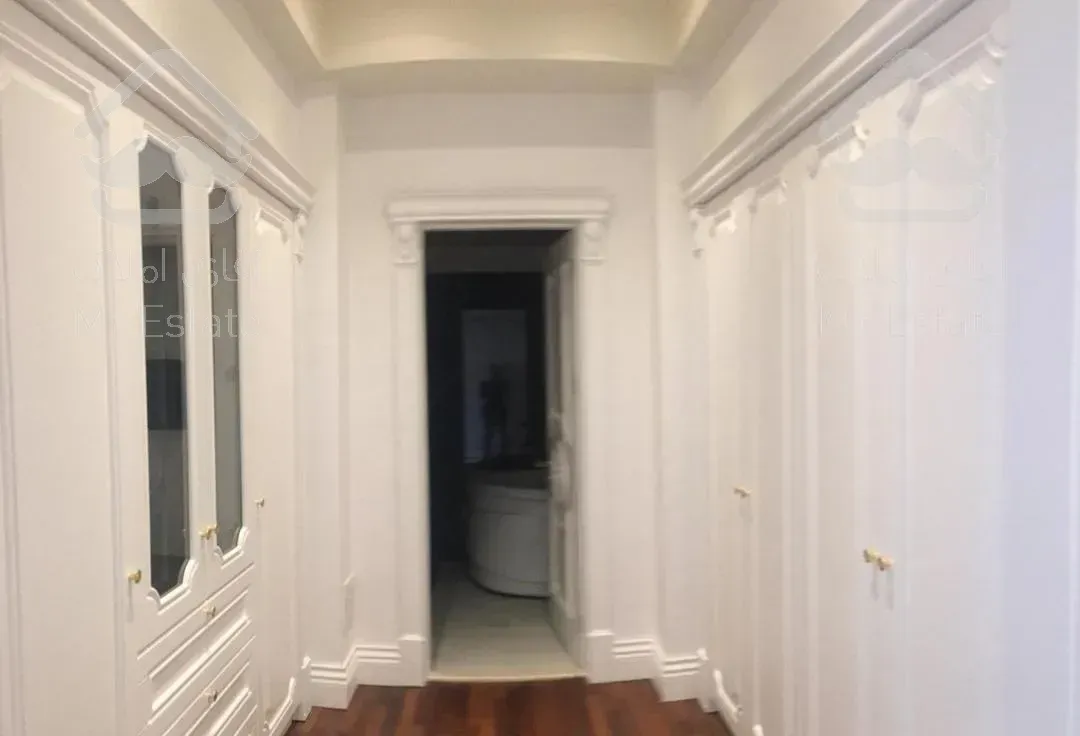 آپارتمان ۴۷۵ متری برای فروش در صاحبقرانیه