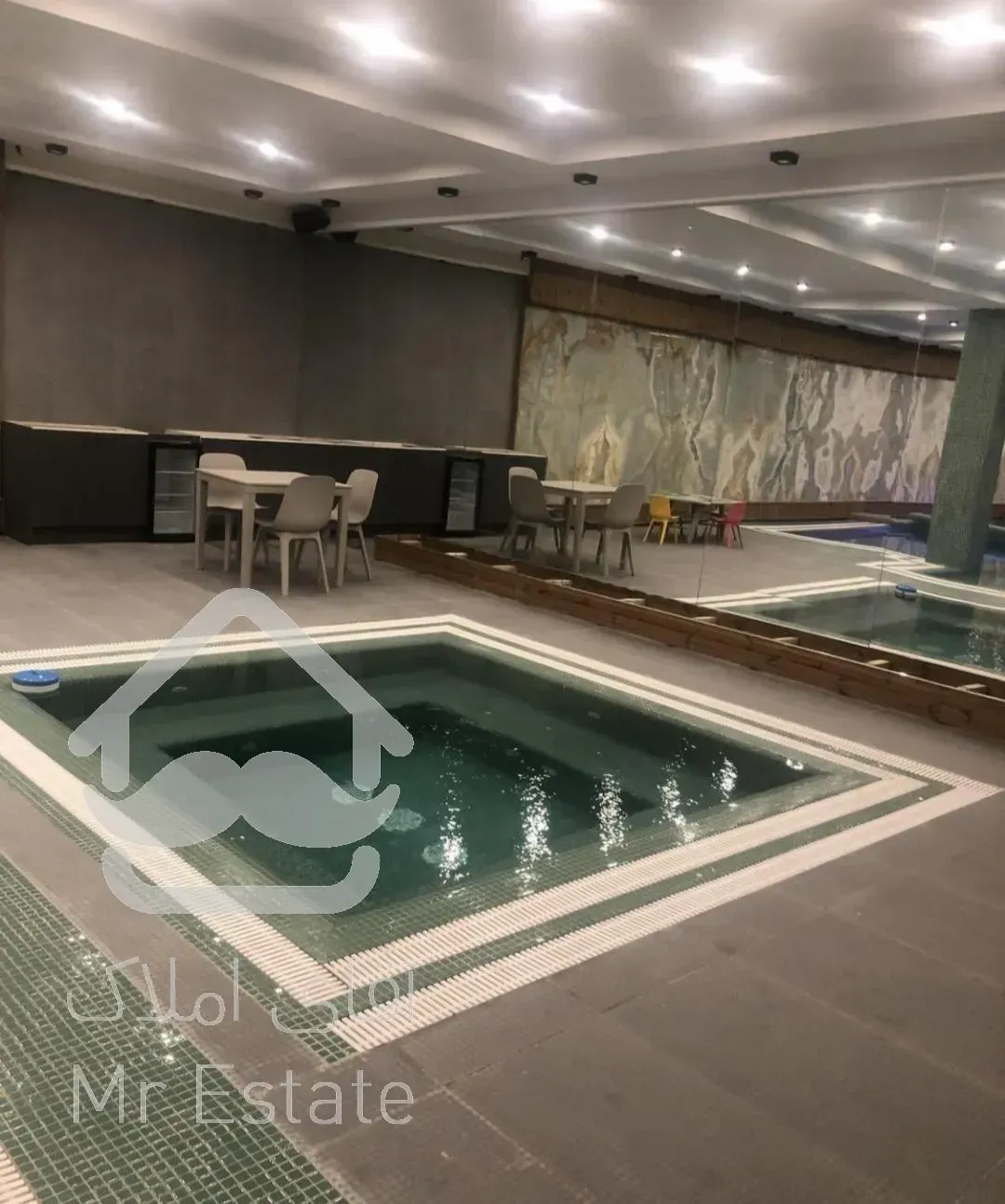 آپارتمان ۴۶۰ متری برای فروش در اقدسیه