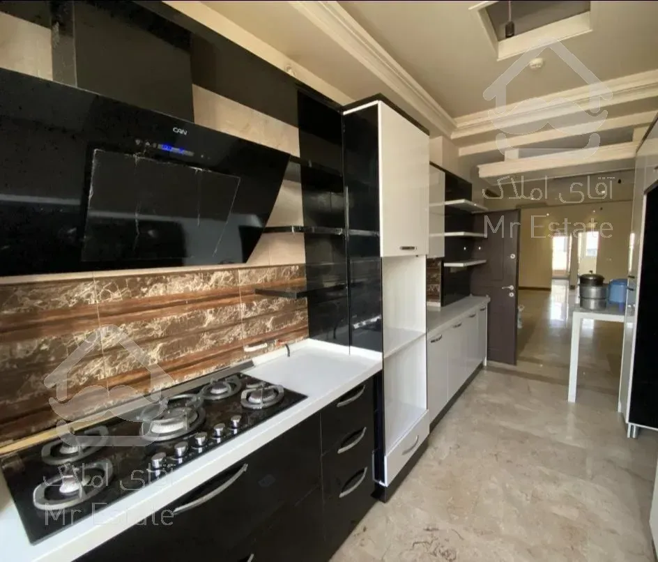 ۱۳۶‌مترسهروردی شمالی ۳خواب ویو لابی تخلیه فول‌امکانات