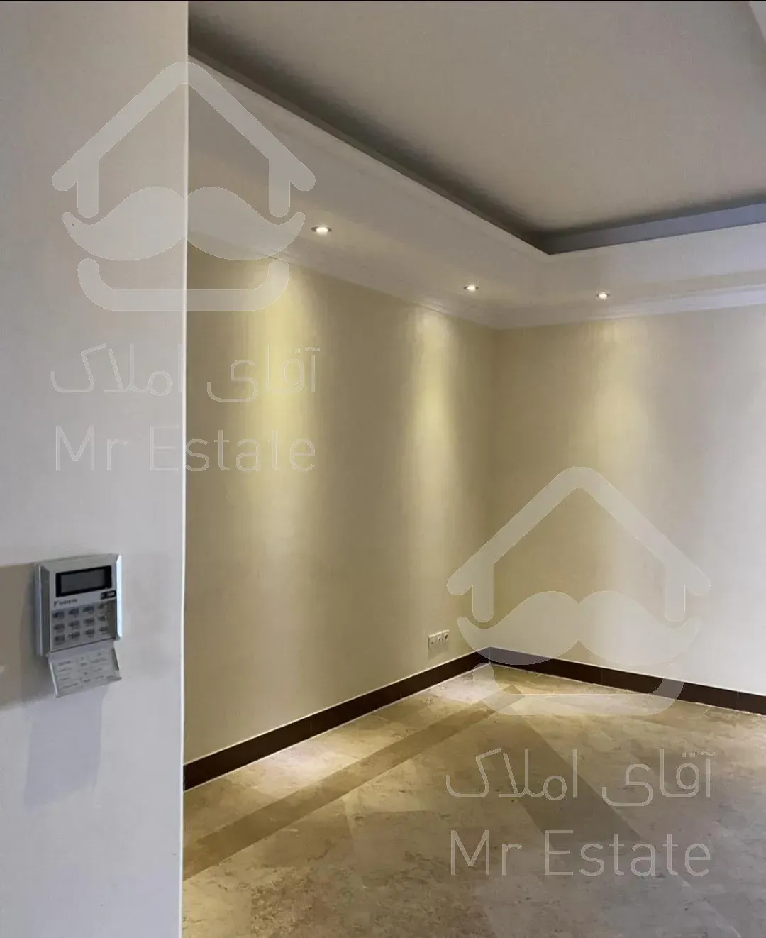 ۱۳۶‌مترسهروردی شمالی ۳خواب ویو لابی تخلیه فول‌امکانات