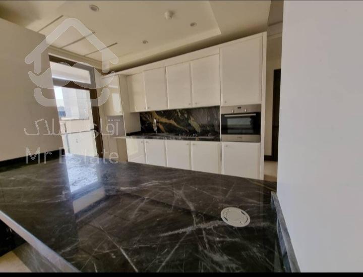 متر ۴/۲۵۰خواب در بهترین لوکیشن ثروتی