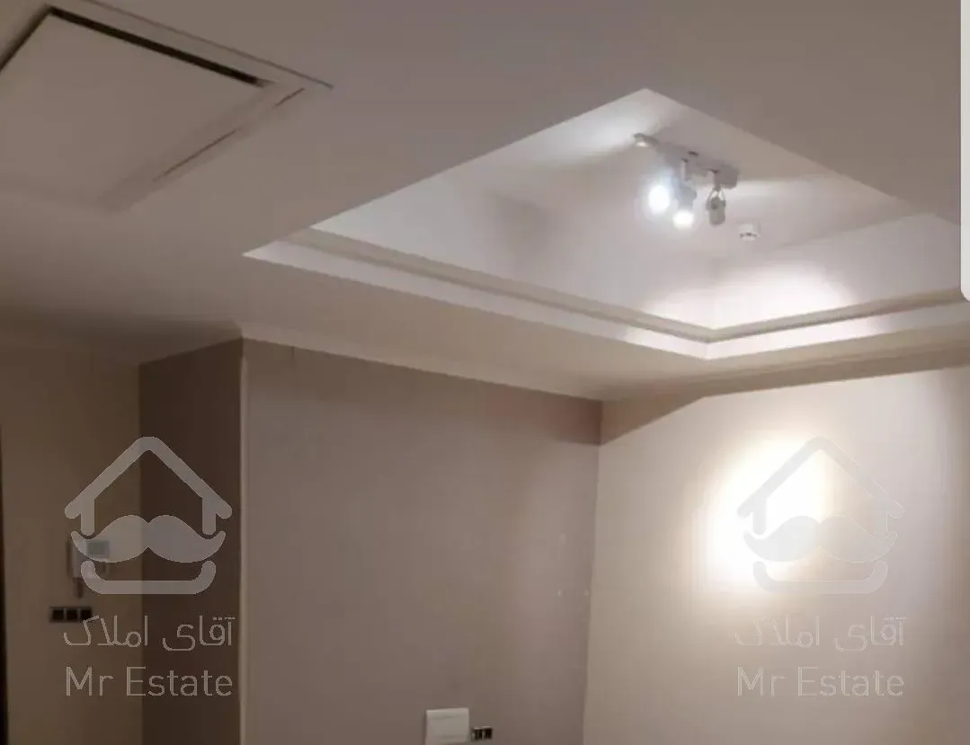 ۶۳ متر اداری تاپ لوکیشن زعفرانیه