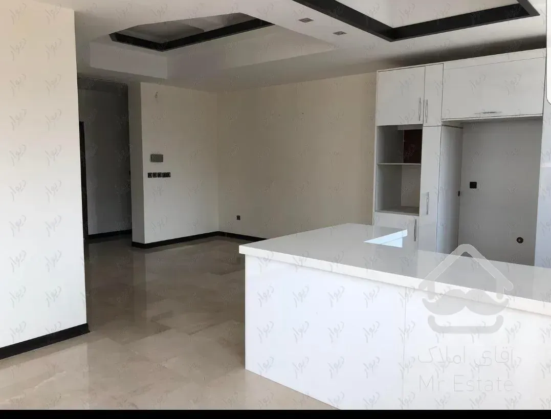 ۱۲۰ متر برج مدرن