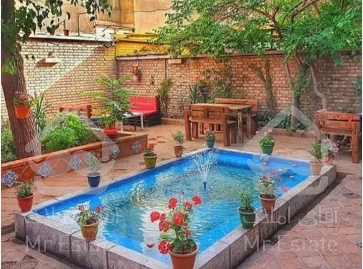 کلنگی ۴۷۰ متر پونک