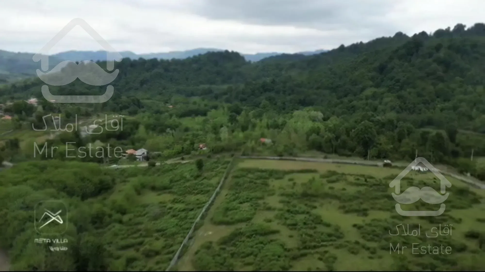 لاهیجان ۴هکتارزمین سند تک برگ دیوار کشی بر اسفالت  بر ویو ابدی جنگل رودخونه موقعیت عالی امتیازات نص