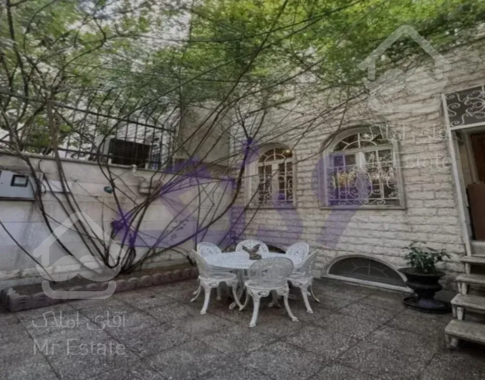 ویلایی کلنگی 365 متری  با مجوز ساخت 1450 متر تراکم ساخت 8 طبقه 2 واحدی  و 1طبقه تک واحدی شهرک ولیعصر