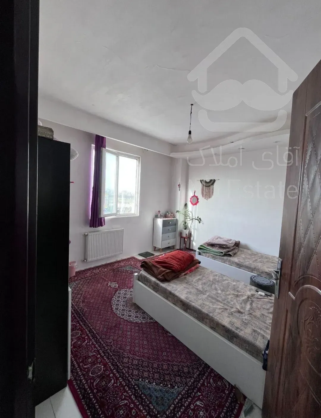 آپارتمان سندار/مرکز شهر/کمیاب