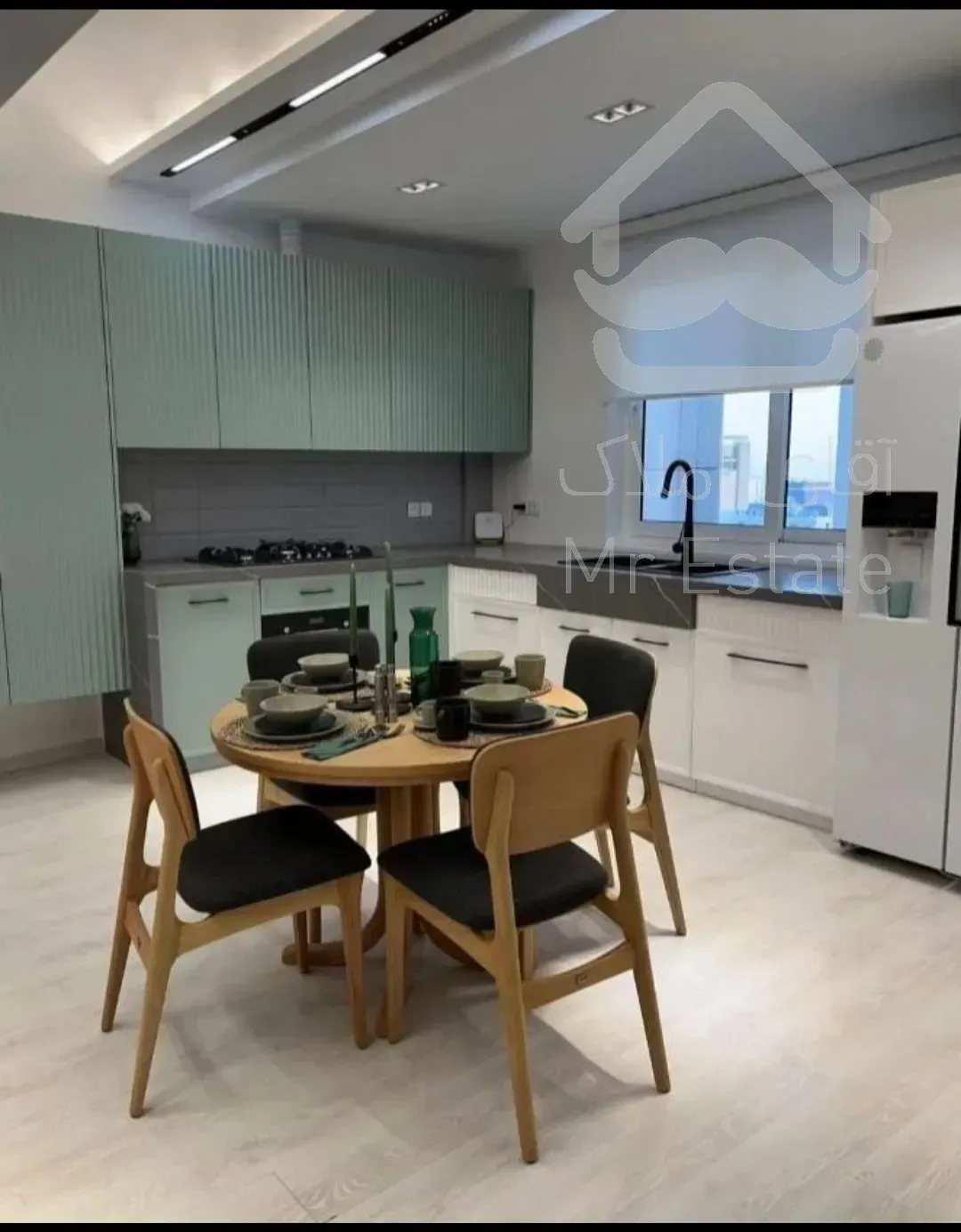 فروش واحد ۱۱۷متری ۲ خواب تاپ لوکیشن