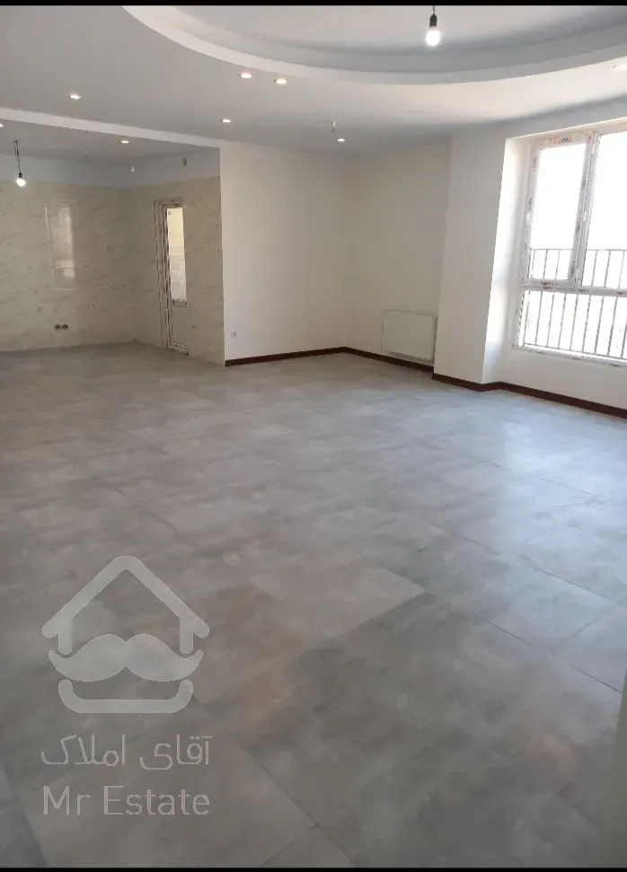 اپارتمان ۱۳۲ متری  نوساز  امام حسین طبقه پنجم و سوم