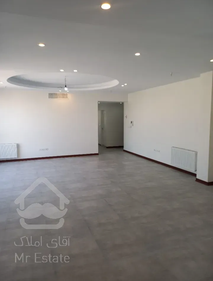 اپارتمان ۱۳۲ متری  نوساز  امام حسین طبقه پنجم و سوم