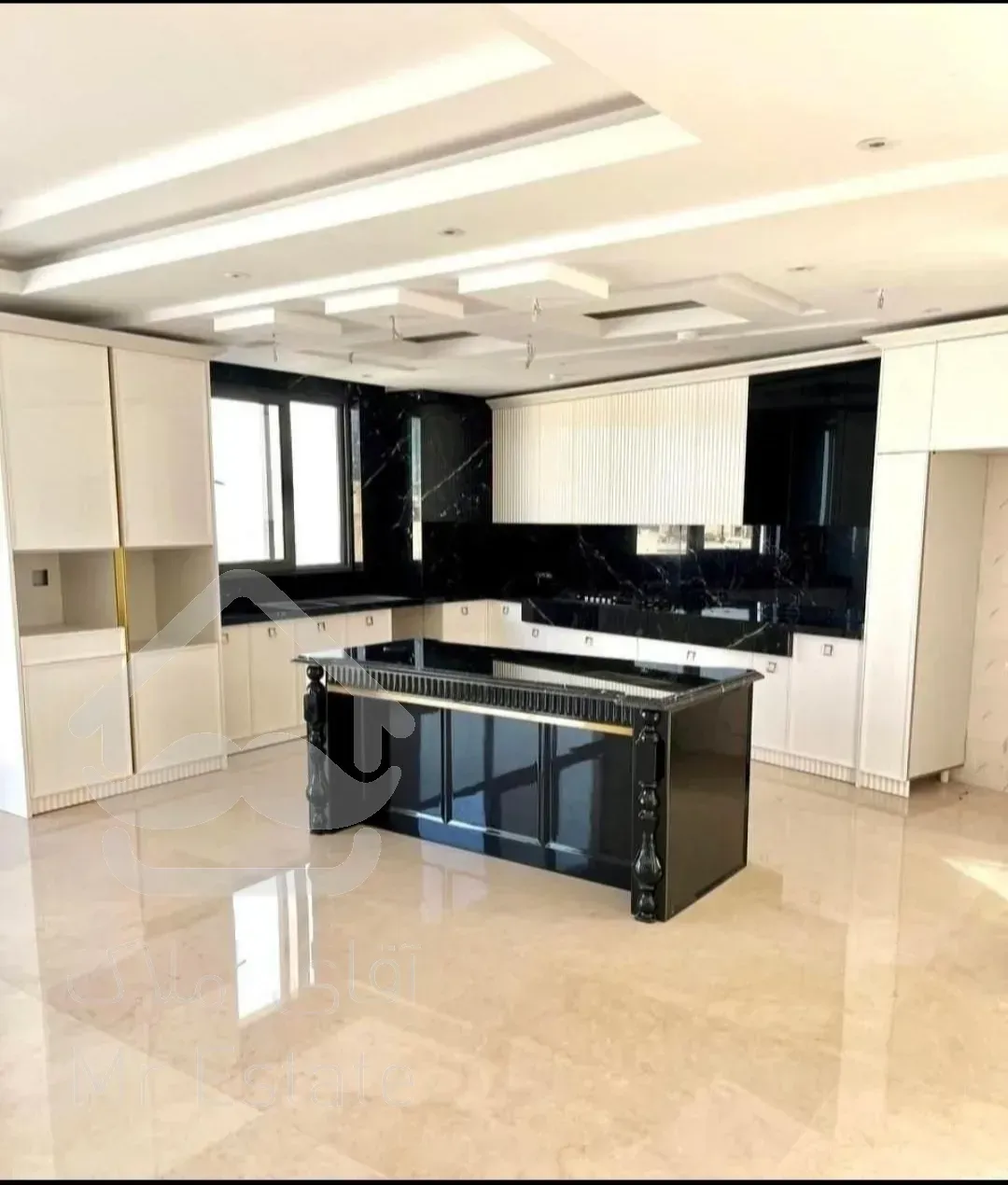 فروش واحد ۱۱۰متری ۲ خواب تاپ لوکیشن دریاچه