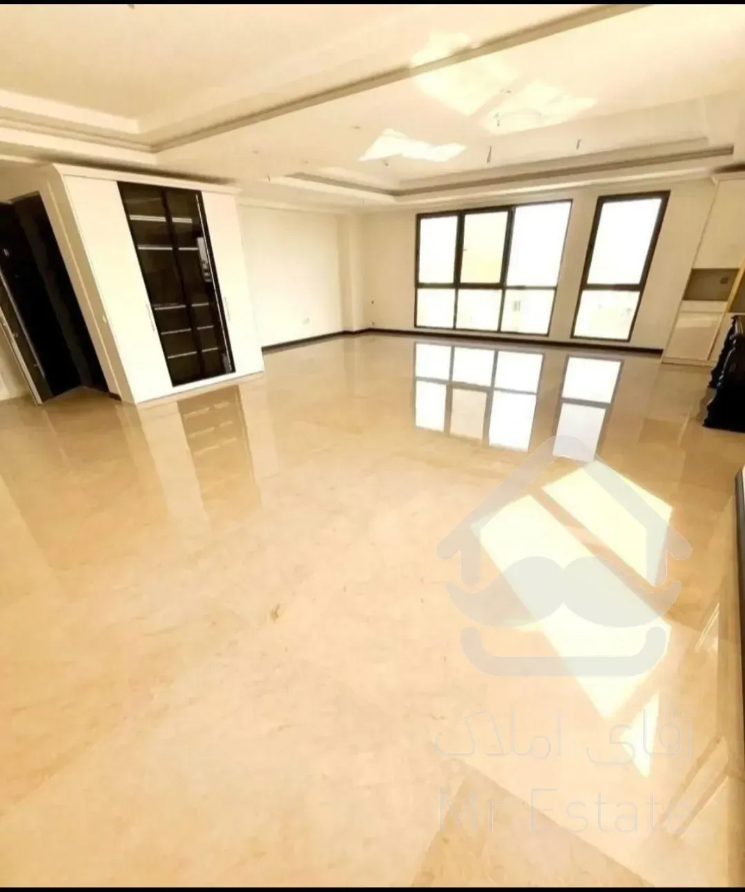 فروش واحد ۱۱۰متری ۲ خواب تاپ لوکیشن دریاچه